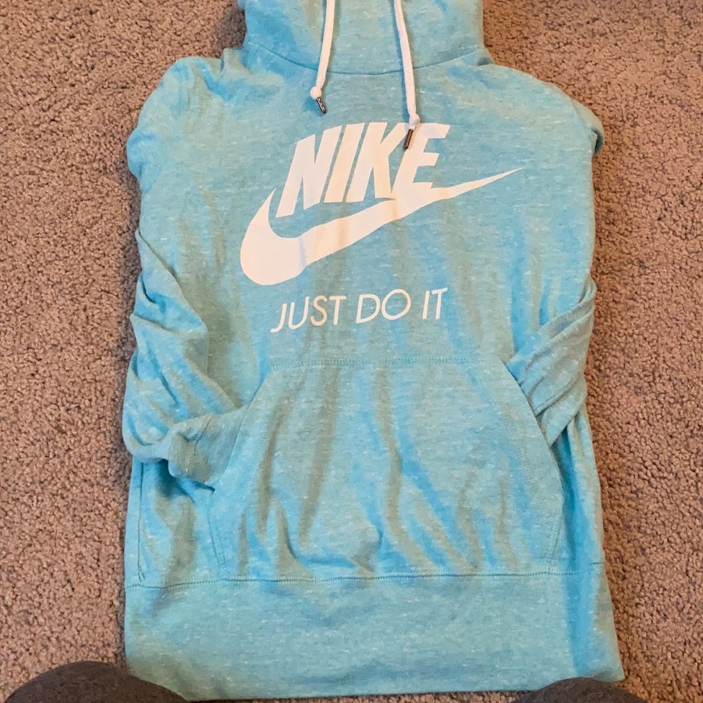 Small Nike hoodie